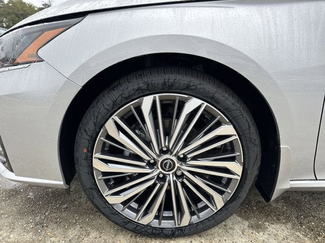 2025 Nissan Altima SL