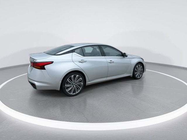 2025 Nissan Altima SL