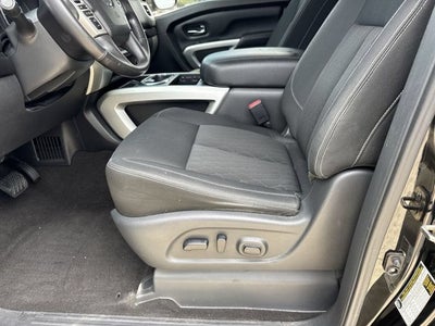 2018 Nissan Titan SV