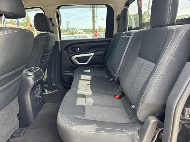 2018 Nissan Titan SV
