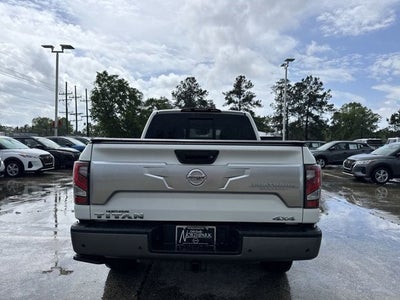 2021 Nissan TITAN Crew Cab Platinum Reserve