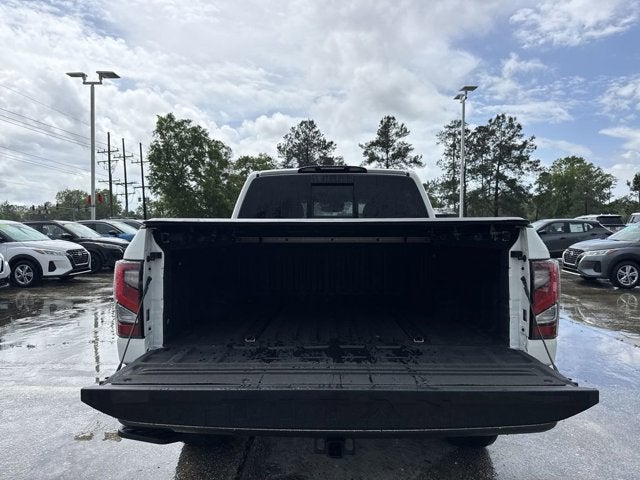 2021 Nissan TITAN Crew Cab Platinum Reserve