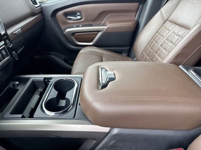 2021 Nissan TITAN Crew Cab Platinum Reserve