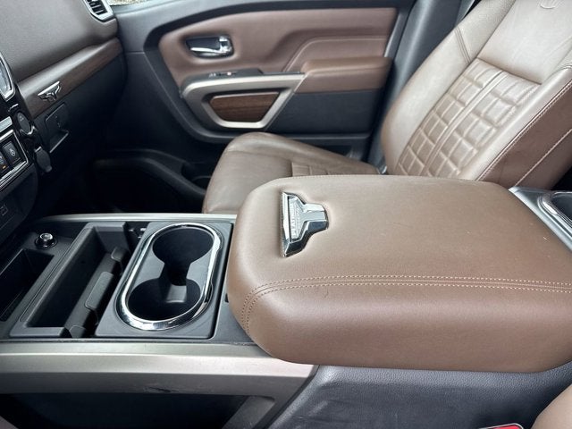 2021 Nissan TITAN Crew Cab Platinum Reserve