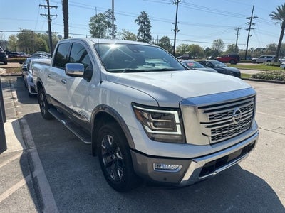 2021 Nissan Titan Platinum Reserve