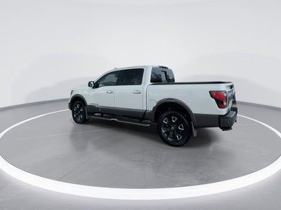 2021 Nissan TITAN Crew Cab Platinum Reserve