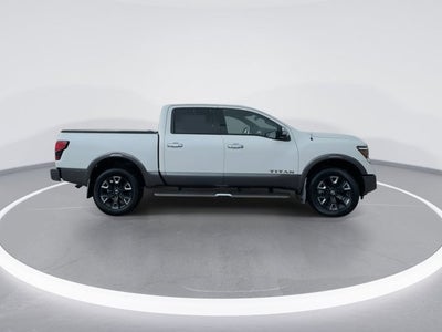 2021 Nissan TITAN Crew Cab Platinum Reserve