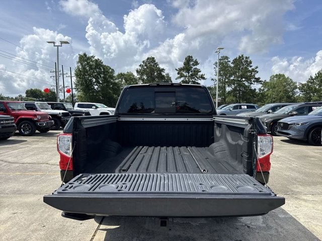 2020 Nissan Titan SV