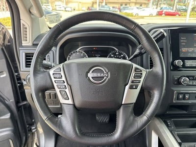 2024 Nissan TITAN Crew Cab SV