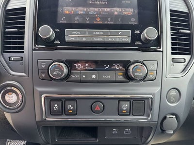 2024 Nissan TITAN Crew Cab SV