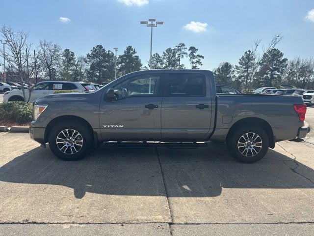 2024 Nissan Titan SV