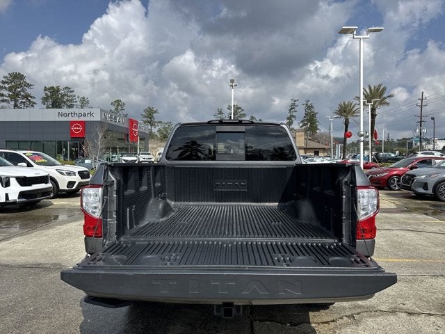 2024 Nissan TITAN Crew Cab SV