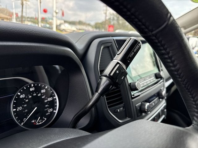 2024 Nissan TITAN Crew Cab SV