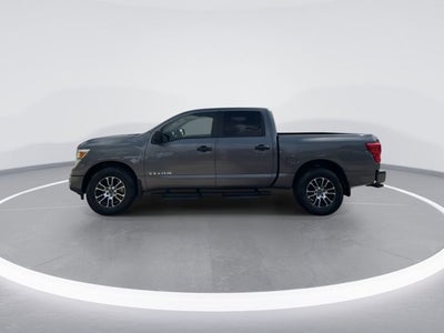 2024 Nissan TITAN Crew Cab SV