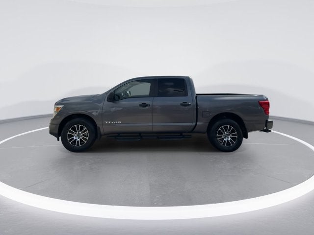 2024 Nissan TITAN Crew Cab SV