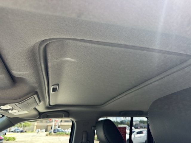 2019 Nissan Frontier Crew Cab SL