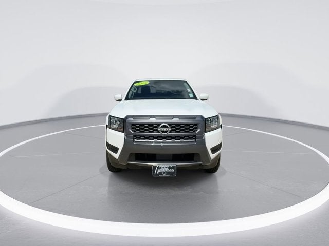 2025 Nissan Frontier Crew Cab SV