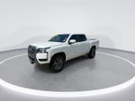 2025 Nissan Frontier Crew Cab SV