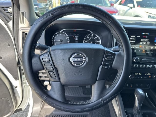 2025 Nissan Frontier Crew Cab SV