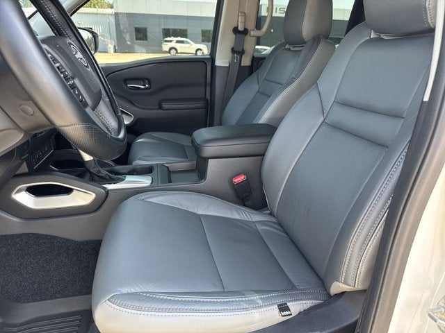 2025 Nissan Frontier Crew Cab SV