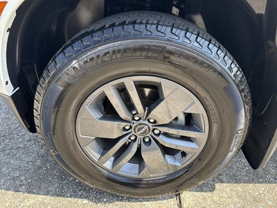 2025 Nissan Frontier Crew Cab SV