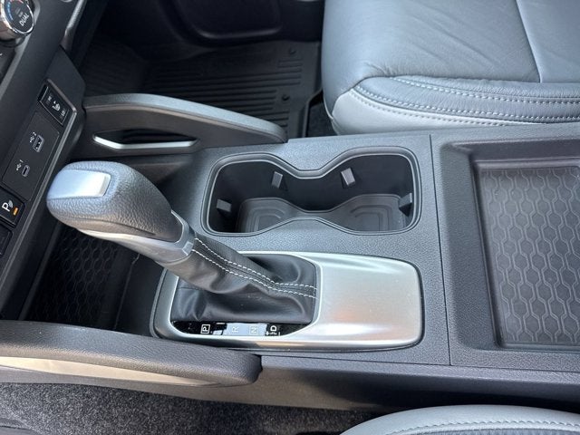 2025 Nissan Frontier Crew Cab SV
