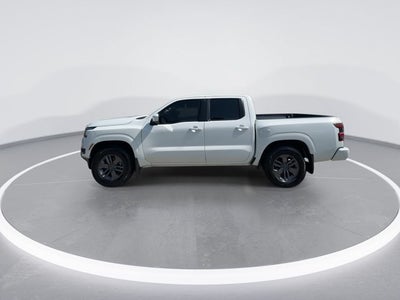 2025 Nissan Frontier Crew Cab SV