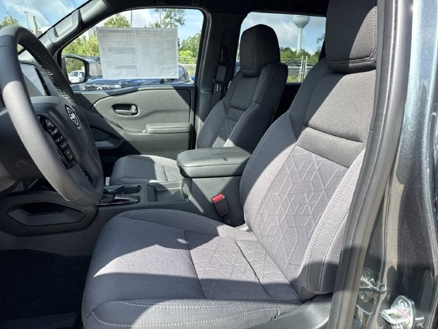 2027 Nissan Frontier Crew Cab SV