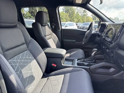 2027 Nissan Frontier Crew Cab SV