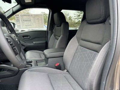 2026 Nissan Frontier Crew Cab SV