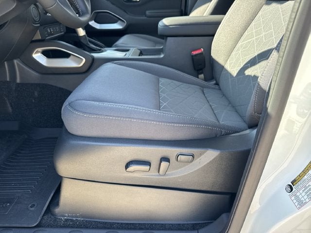 2027 Nissan Frontier Crew Cab SV