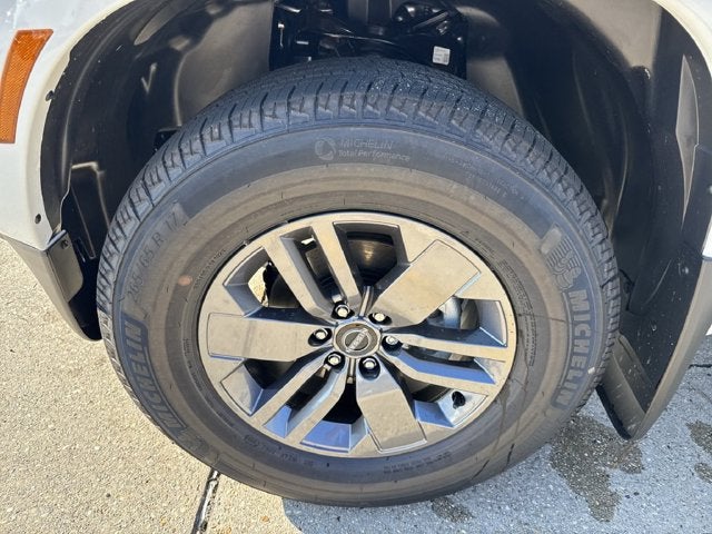 2027 Nissan Frontier Crew Cab SV