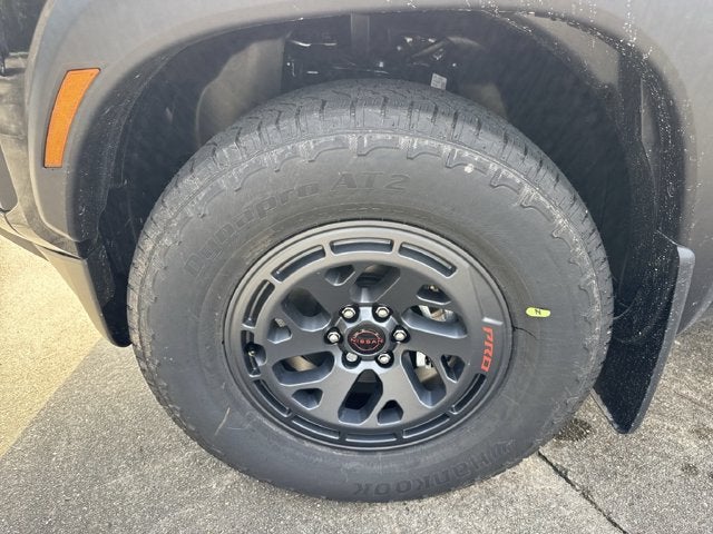 2027 Nissan Frontier Crew Cab PRO-X®