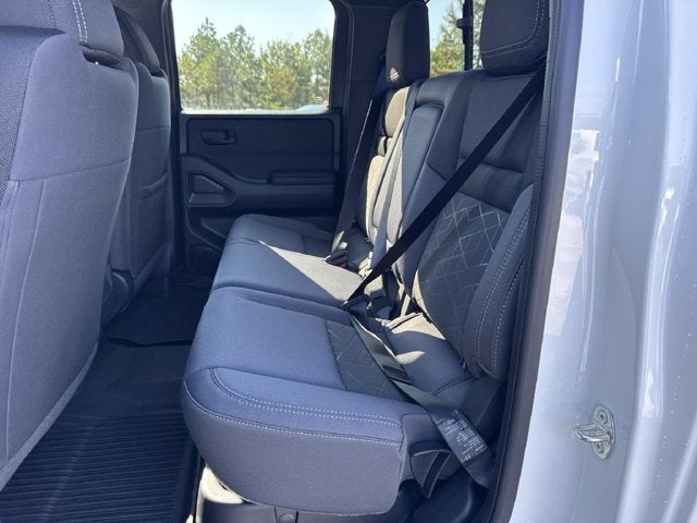 2027 Nissan Frontier Crew Cab SV