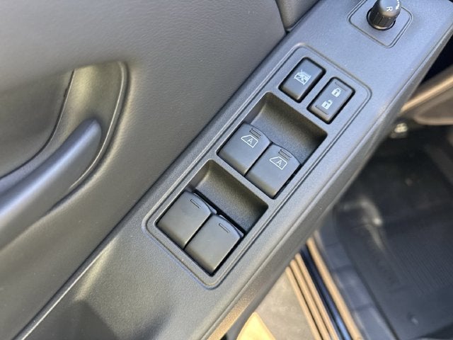 2027 Nissan Frontier Crew Cab SV