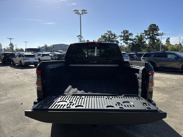 2027 Nissan Frontier Crew Cab SV