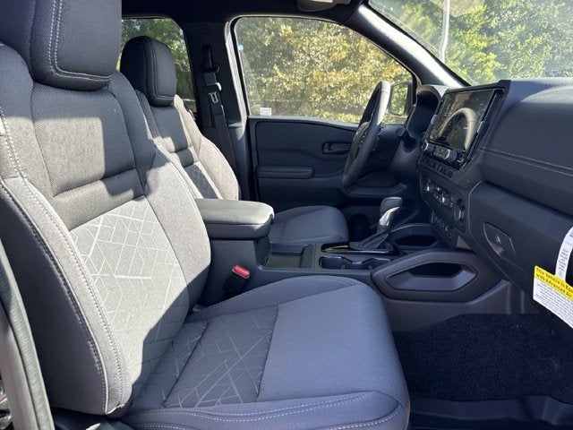 2027 Nissan Frontier Crew Cab SV