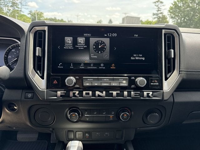 2026 Nissan Frontier Crew Cab SV