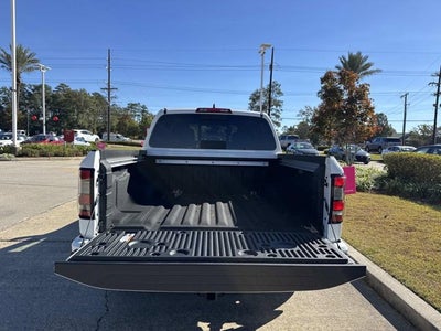 2026 Nissan Frontier Crew Cab SV