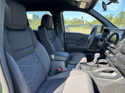2026 Nissan Frontier Crew Cab SV