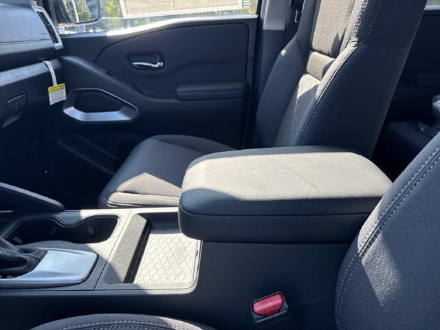 2027 Nissan Frontier Crew Cab SV