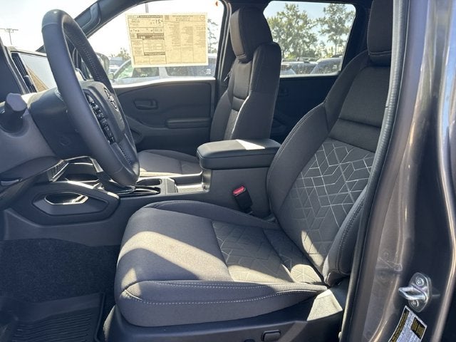 2027 Nissan Frontier Crew Cab SV
