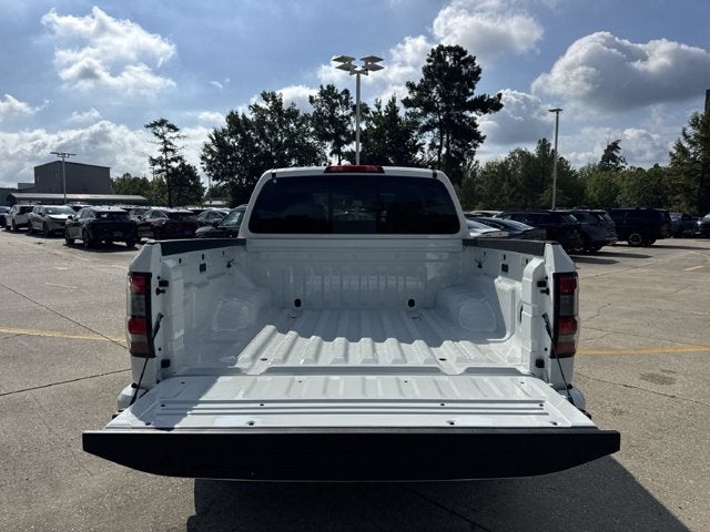 2027 Nissan Frontier Crew Cab SV