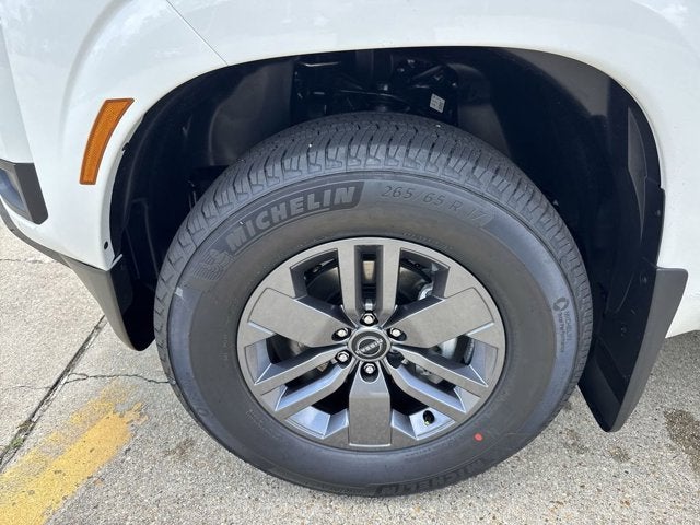 2026 Nissan Frontier Crew Cab SV