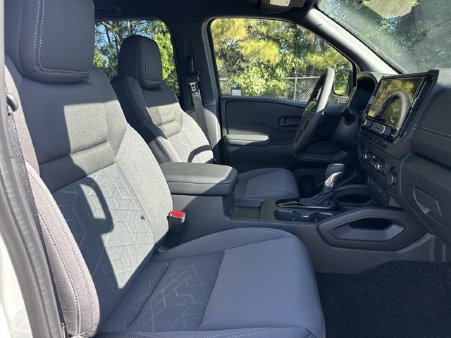 2027 Nissan Frontier Crew Cab SV