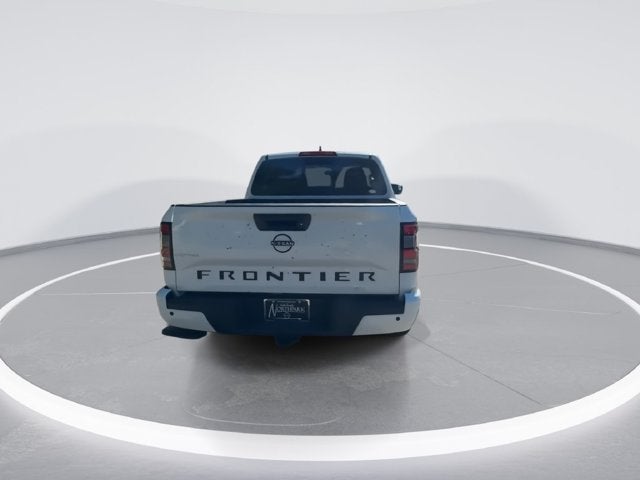 2027 Nissan Frontier Crew Cab SV
