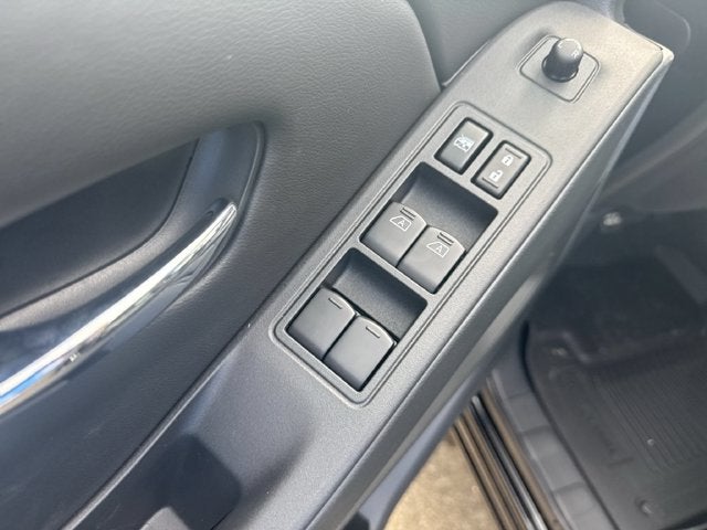 2027 Nissan Frontier Crew Cab SV
