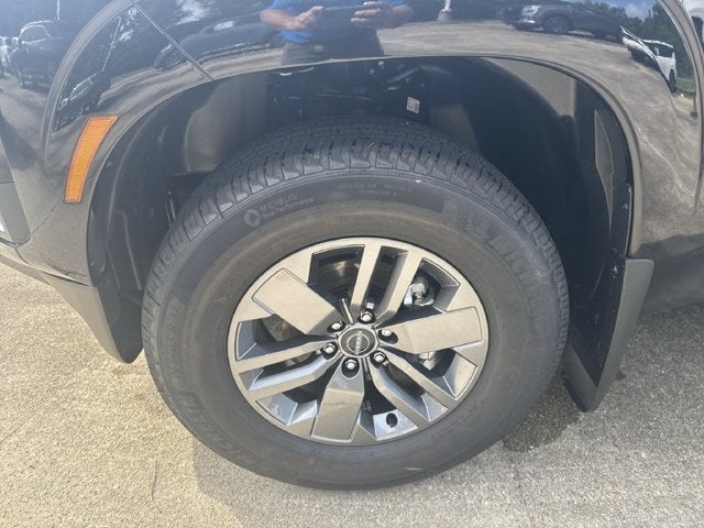 2027 Nissan Frontier Crew Cab SV