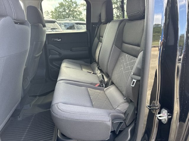 2027 Nissan Frontier Crew Cab SV