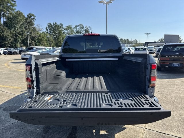 2027 Nissan Frontier Crew Cab SV